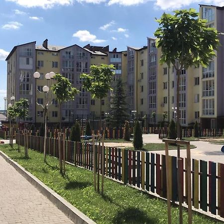 Yakushintsy Новые Апартаменты В Жк Барский מראה חיצוני תמונה